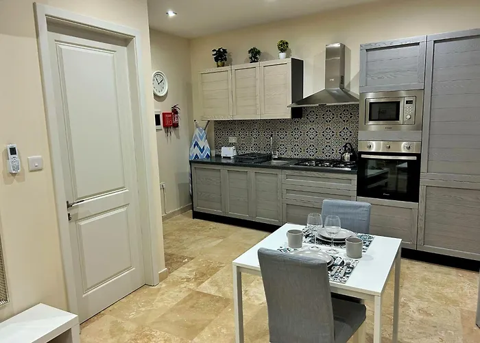 アパート - Valletta Ferry