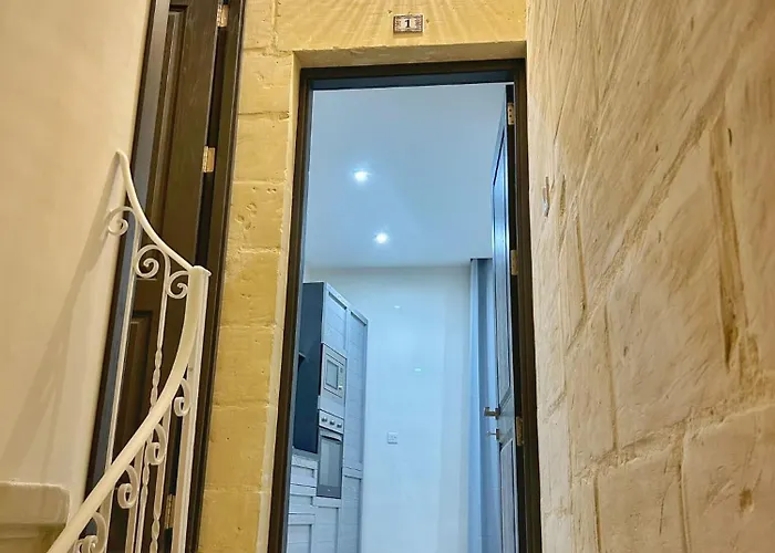 - Valletta Ferry アパート